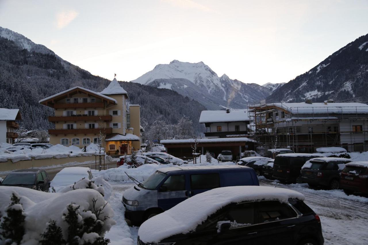Hotel & Suites Glueck Auf Mayrhofen Εξωτερικό φωτογραφία