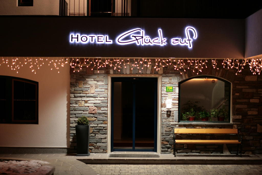 Hotel & Suites Glueck Auf Mayrhofen Εξωτερικό φωτογραφία
